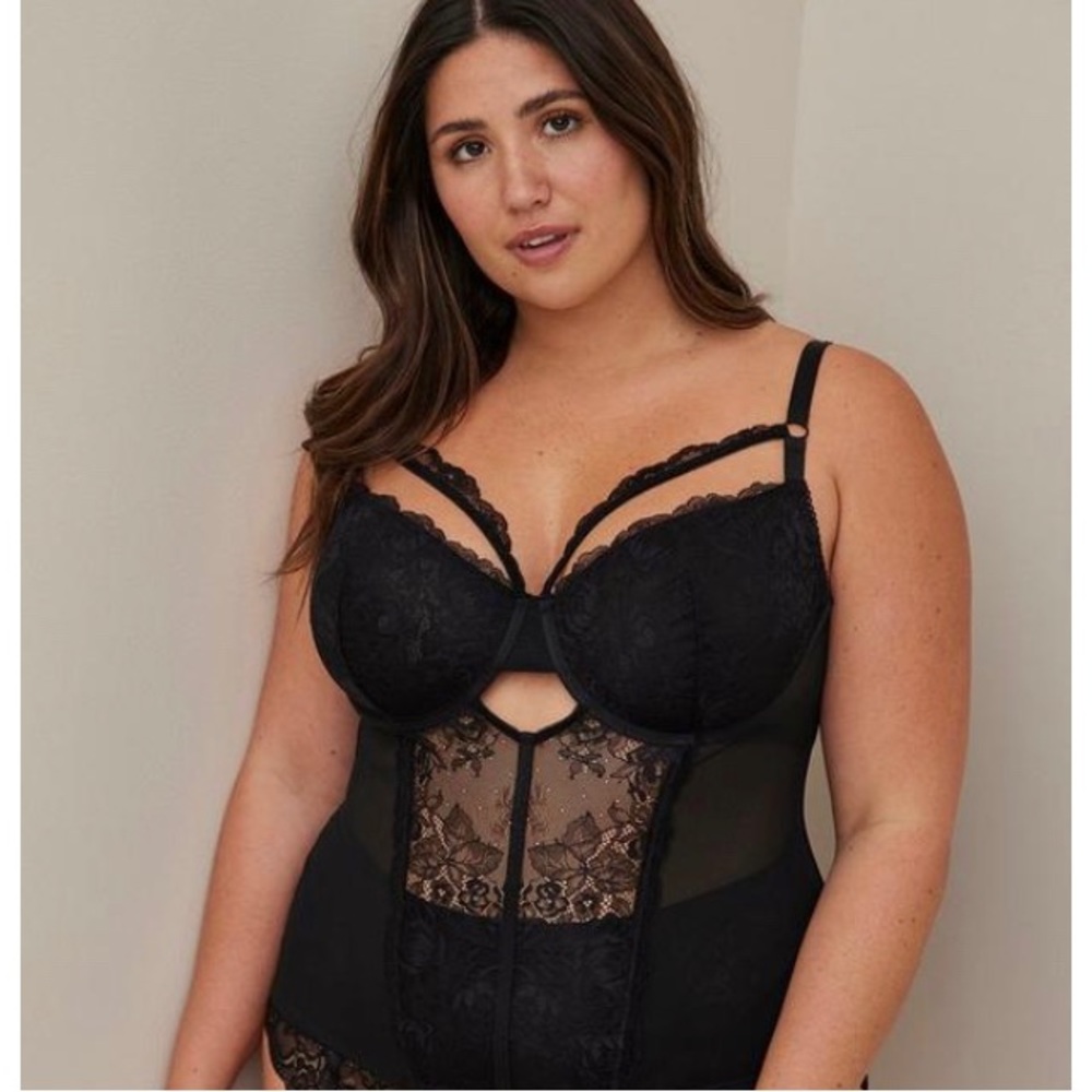 Nwt Torrid sexy corset
